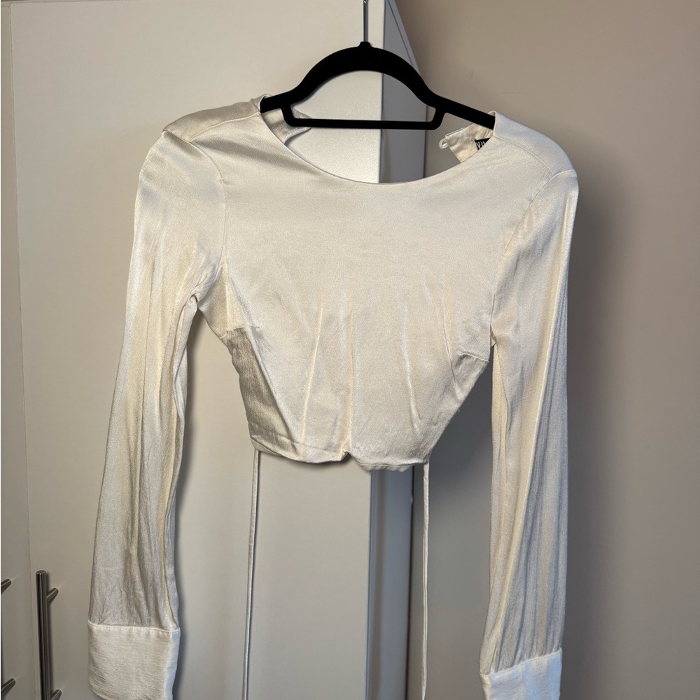 Elegant White Long Sleeve Women's Top